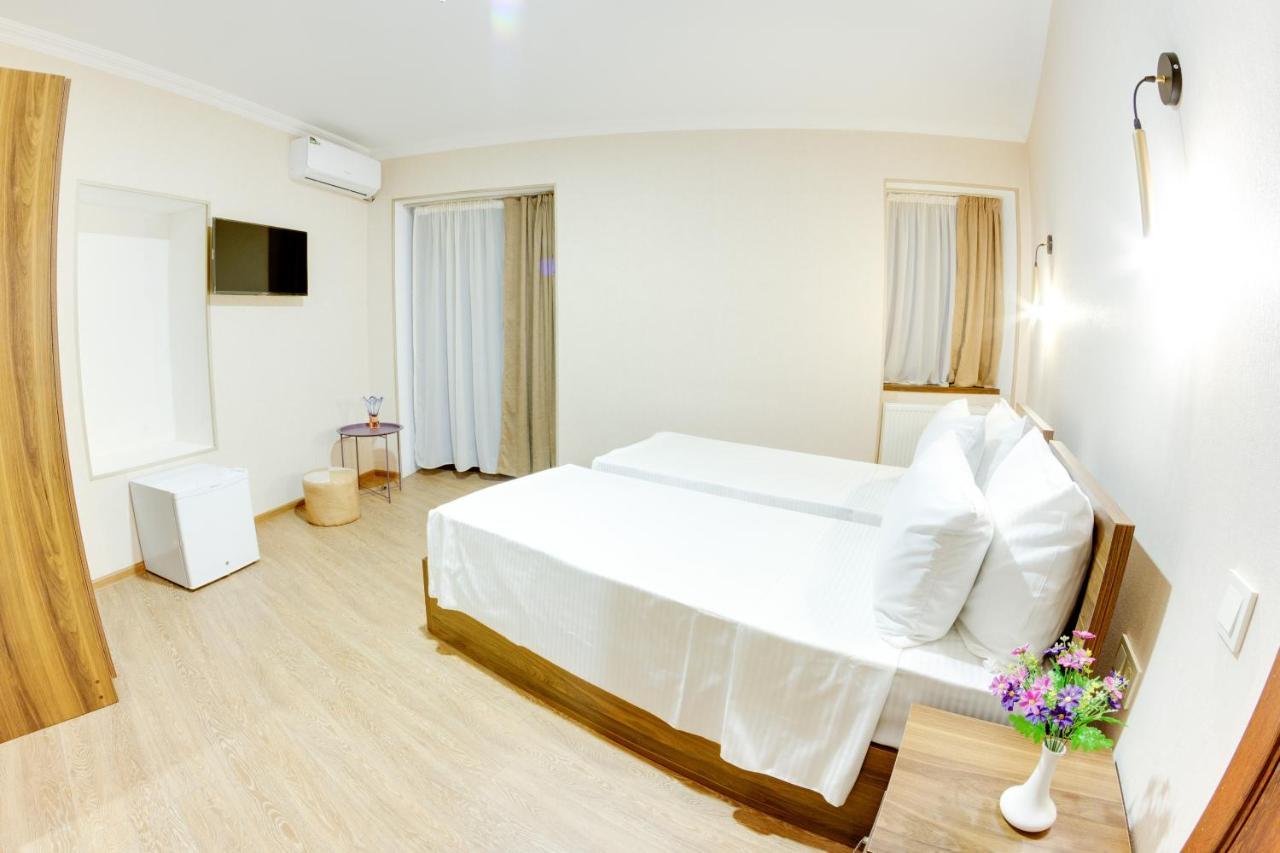 Sina Hotel Tiflis Dış mekan fotoğraf
