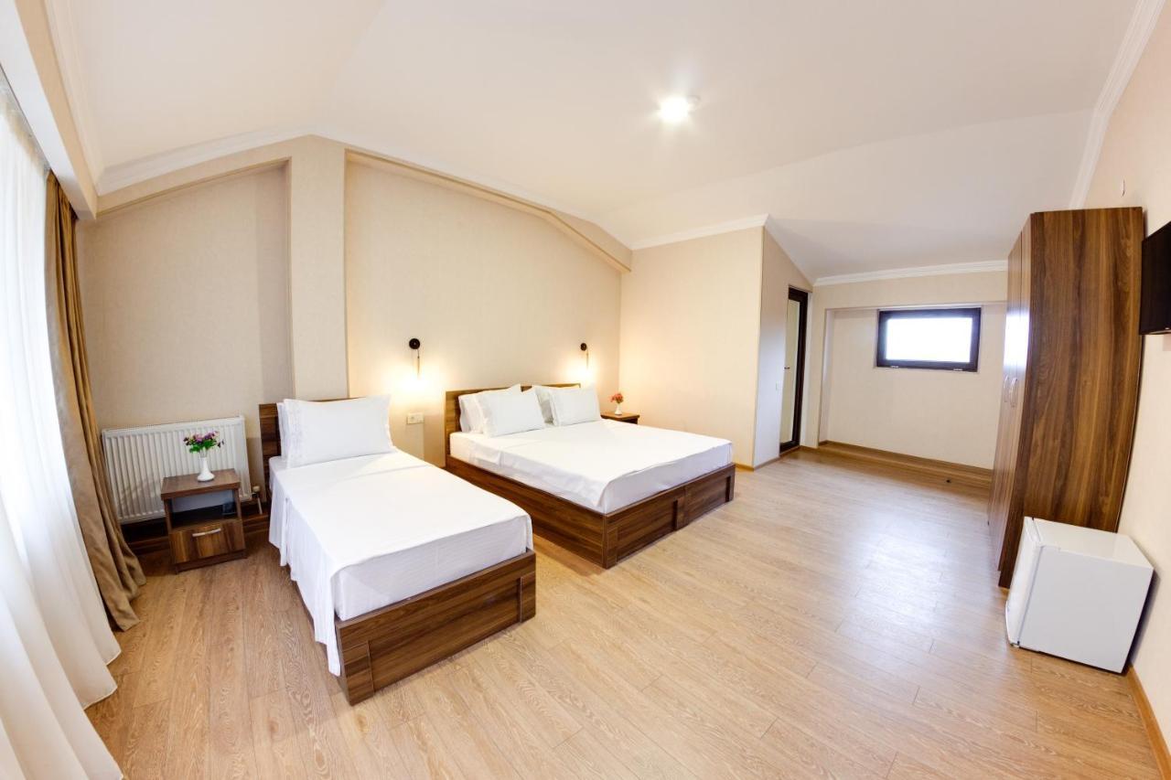 Sina Hotel Tiflis Dış mekan fotoğraf