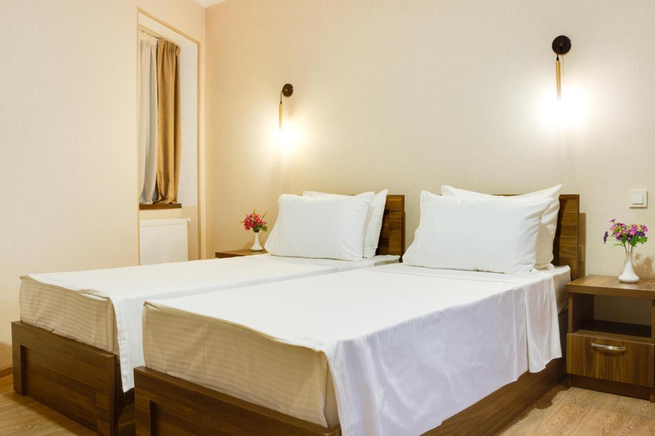 Sina Hotel Tiflis Dış mekan fotoğraf
