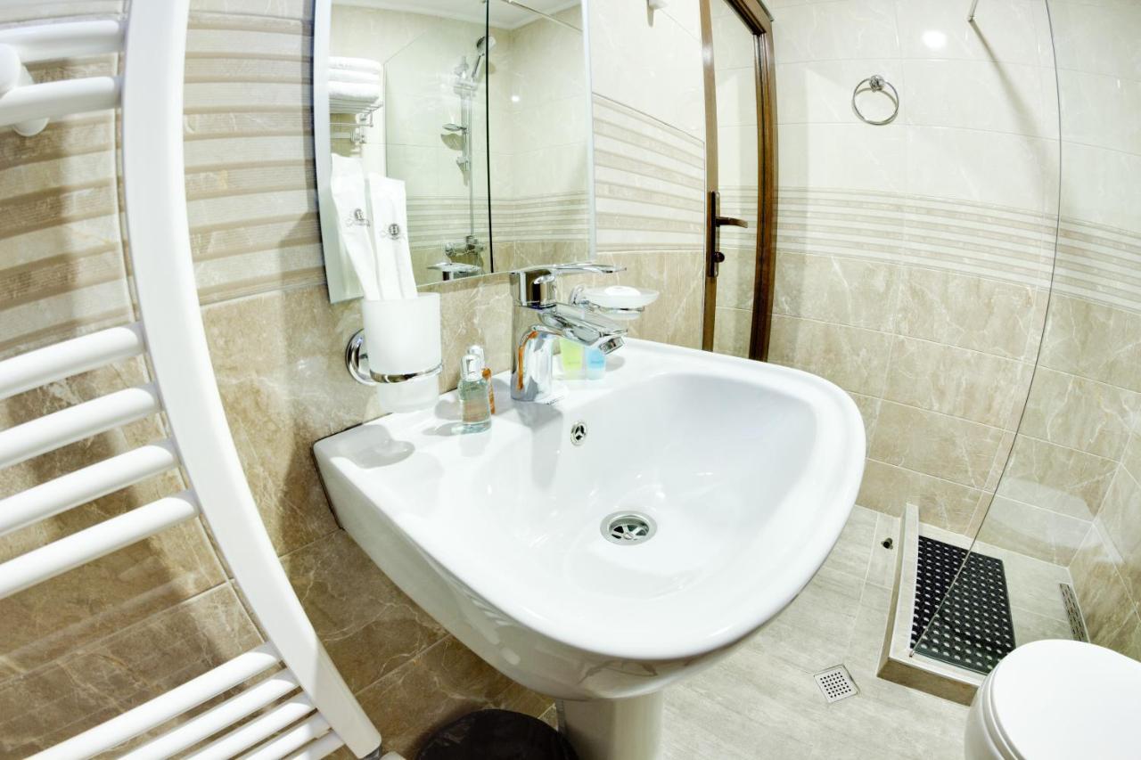 Sina Hotel Tiflis Dış mekan fotoğraf