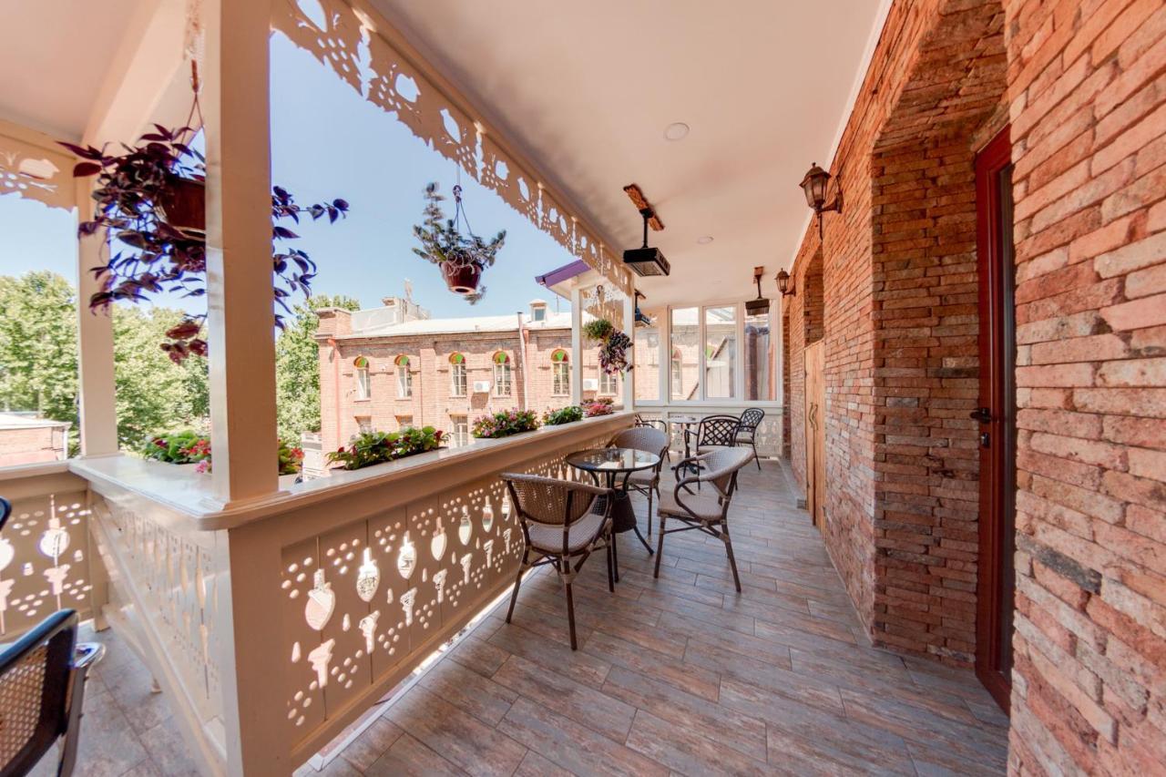 Sina Hotel Tiflis Dış mekan fotoğraf
